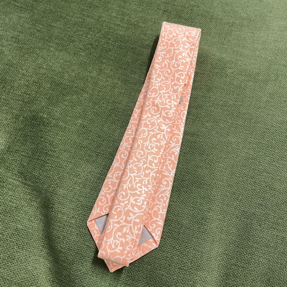 Hickey Freeman Peach Floral Men's Tie - Picture 4 of 4
